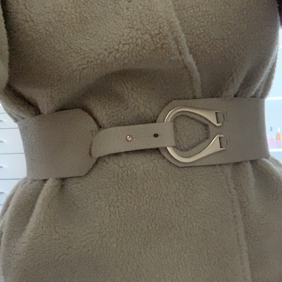 Zara (S) faux shearling coat - Picture 11 of 11